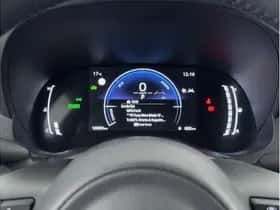 Toyota Yaris (2025) thumbnail 3