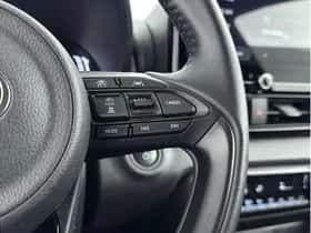 Toyota Yaris (2025) thumbnail 6