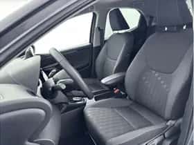 Toyota Yaris (2025) thumbnail 8