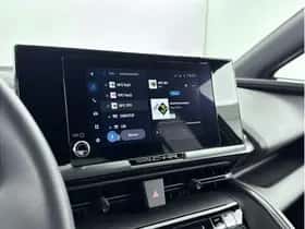 Toyota C-HR (2024) thumbnail 18