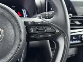 Toyota Yaris Cross (2025) thumbnail 6