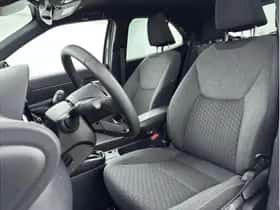 Toyota Yaris Cross (2025) thumbnail 8