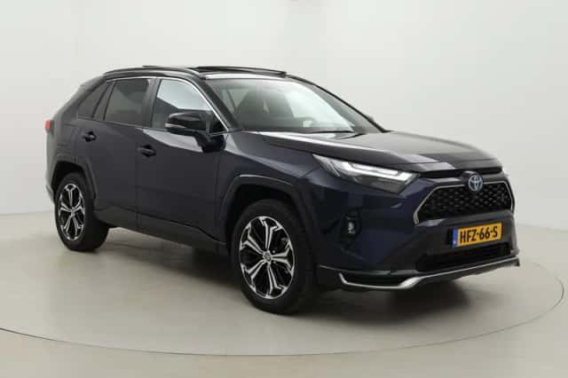 Toyota RAV4 (2025) thumbnail 1
