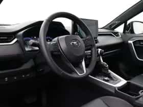 Toyota RAV4 (2025) thumbnail 2