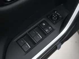 Toyota RAV4 (2025) thumbnail 27