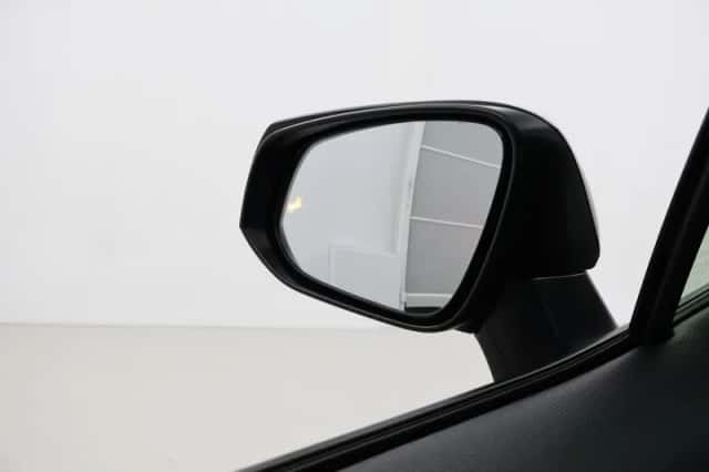 Toyota RAV4 (2025) thumbnail 6