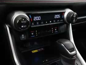 Toyota RAV4 (2025) thumbnail 9