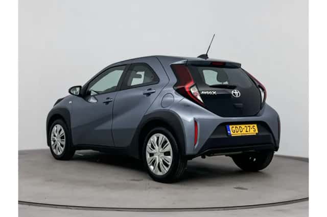 Toyota Aygo X (2024) thumbnail 3