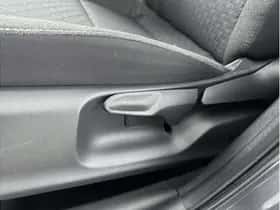 Toyota Yaris Cross (2025) thumbnail 17