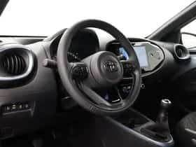 Toyota Aygo X (2025) thumbnail 2
