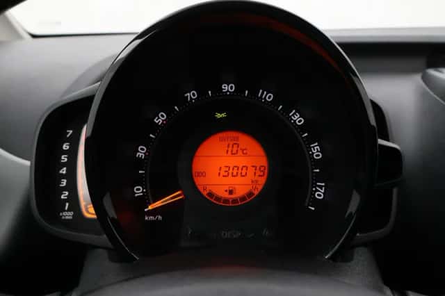 Toyota Aygo (2019) thumbnail 3