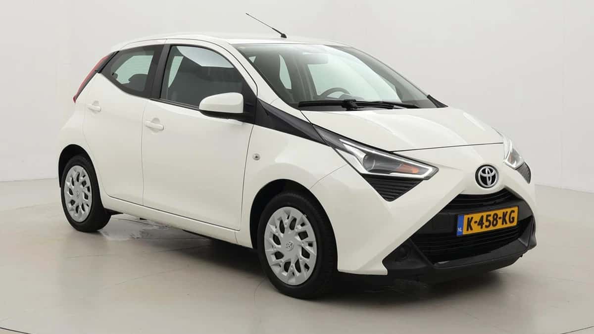 Toyota Aygo (2021) — foto 1