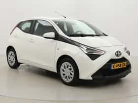 Toyota Aygo (2021) thumbnail 1