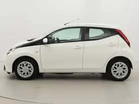 Toyota Aygo (2021) thumbnail 15