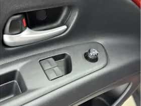 Toyota Aygo X (2023) thumbnail 16