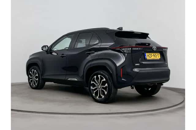 Toyota Yaris Cross (2025) thumbnail 4