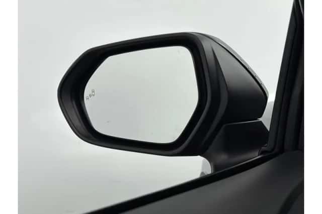 Toyota Yaris Cross (2025) thumbnail 5