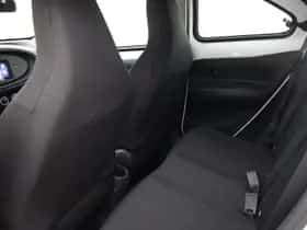 Toyota Aygo X (2024) thumbnail 25