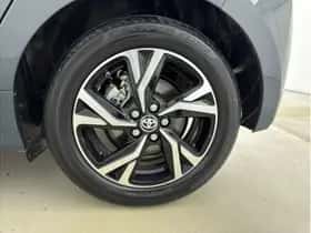 Toyota Yaris (2025) thumbnail 7