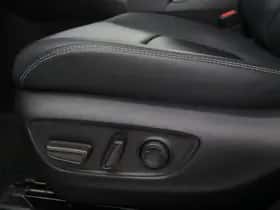 Toyota RAV4 (2024) thumbnail 15