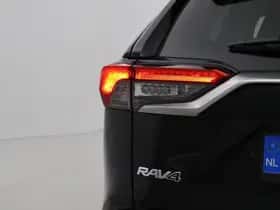 Toyota RAV4 (2022) thumbnail 15