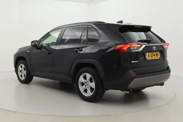 Toyota RAV4 (2022) thumbnail 4