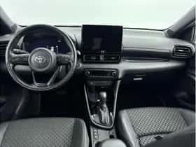 Toyota Yaris (2024) thumbnail 2