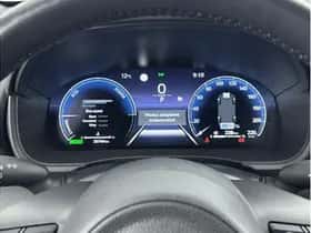 Toyota Yaris (2024) thumbnail 3
