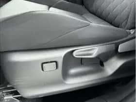 Toyota Corolla (2025) thumbnail 12