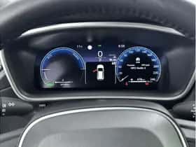 Toyota Corolla (2025) thumbnail 3