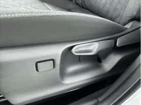 Toyota Yaris (2025) thumbnail 15
