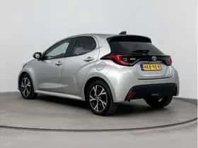 Toyota Yaris (2025) thumbnail 4