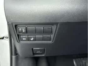 Toyota Yaris (2025) thumbnail 6