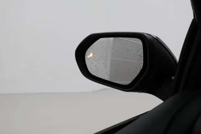 Toyota Yaris (2022) thumbnail 5