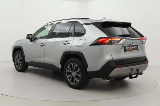 Toyota RAV4 (2025) thumbnail 4