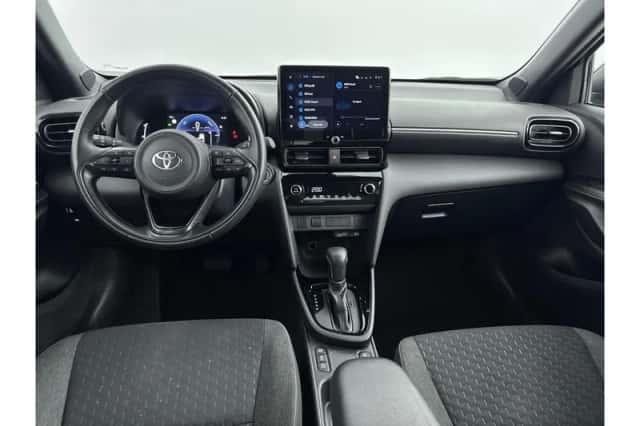 Toyota Yaris Cross (2025) thumbnail 2