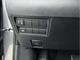 Toyota Yaris Cross (2025) thumbnail 17