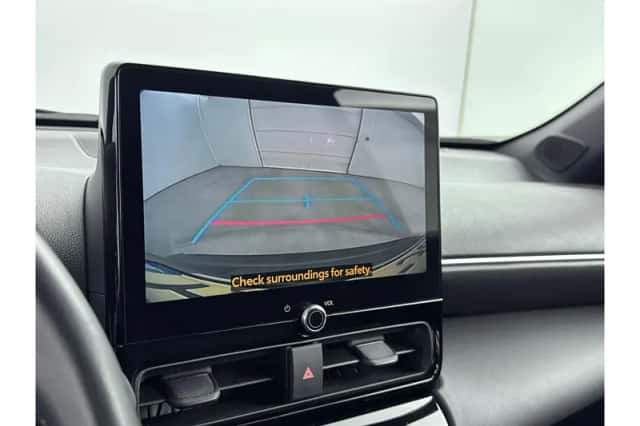 Toyota Yaris Cross (2025) thumbnail 5