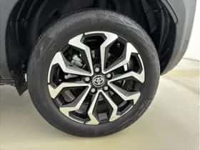 Toyota Yaris Cross (2025) thumbnail 9