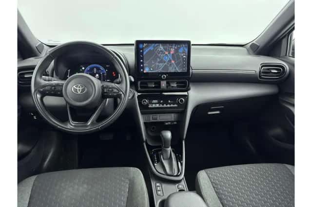 Toyota Yaris Cross (2024) thumbnail 2