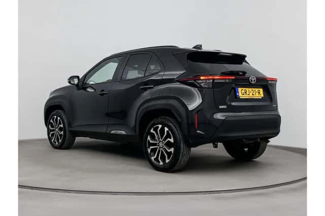 Toyota Yaris Cross (2024) thumbnail 4