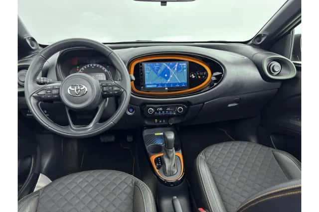 Toyota Aygo X (2022) thumbnail 2
