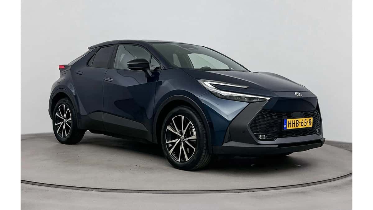 Toyota C-HR (2025) — foto 1
