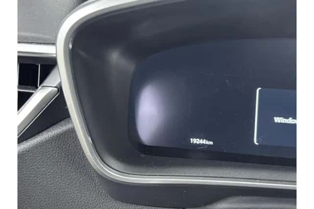 Toyota Corolla (2025) thumbnail 3