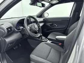 Toyota Yaris Cross (2025) thumbnail 16