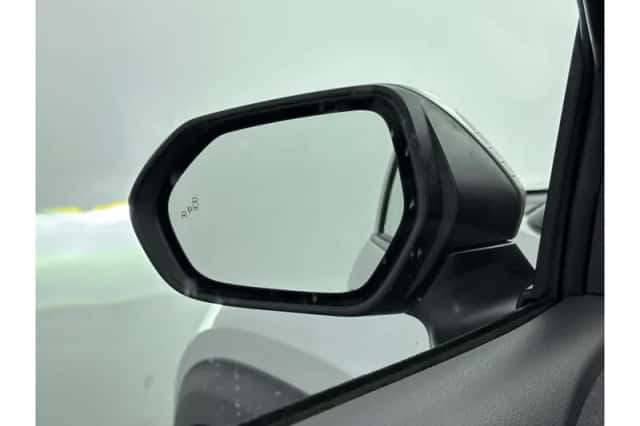Toyota Yaris Cross (2025) thumbnail 5