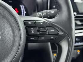 Toyota Yaris Cross (2025) thumbnail 8