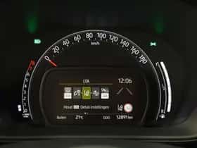 Toyota Aygo X (2024) thumbnail 3