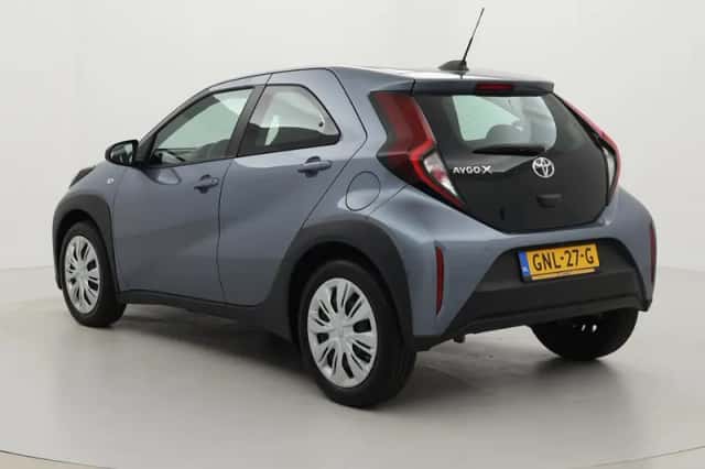 Toyota Aygo X (2024) thumbnail 4