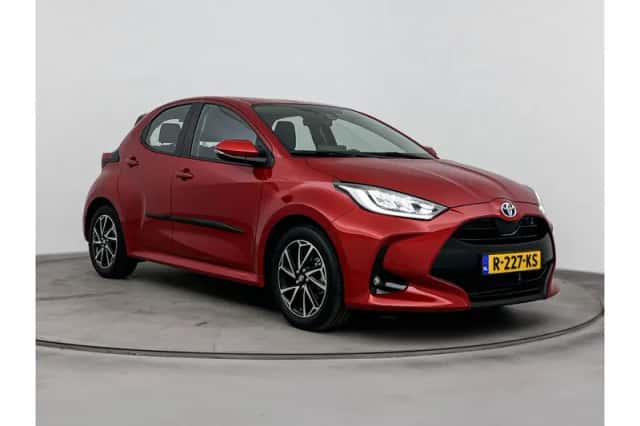 Toyota Yaris (2022) thumbnail 1